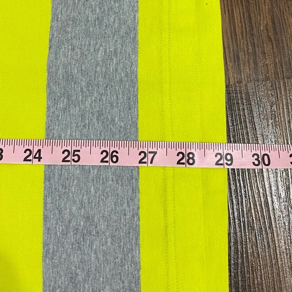 Under Armour HeatGear Mens L Loose Fit Yellow Gray Polo Shirt - Picture 5 of 8